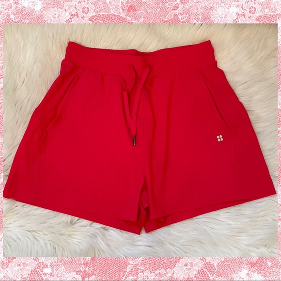 Sweaty Betty Pants - Sweaty Betty Explorer 3.5” Tie Waist Shorts - NWT - Size 8 / Medium - Venus Pink